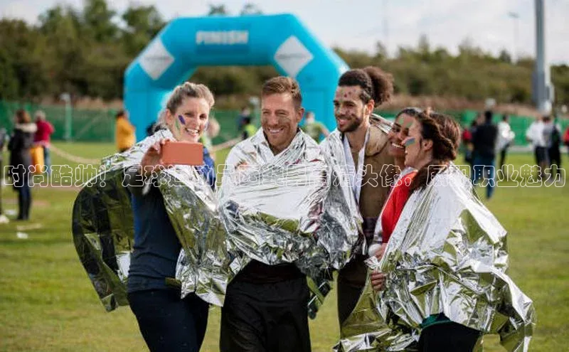 天富测速平台登陆入口百度智能云时尚酷帅！足球运动员西装男高清头像，展现职业魅力